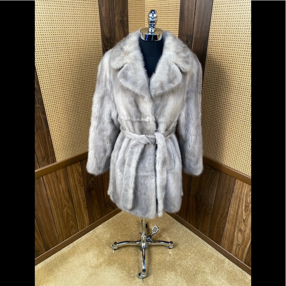 Manzari Designer Sapphire Mink Fur Coat Jacket